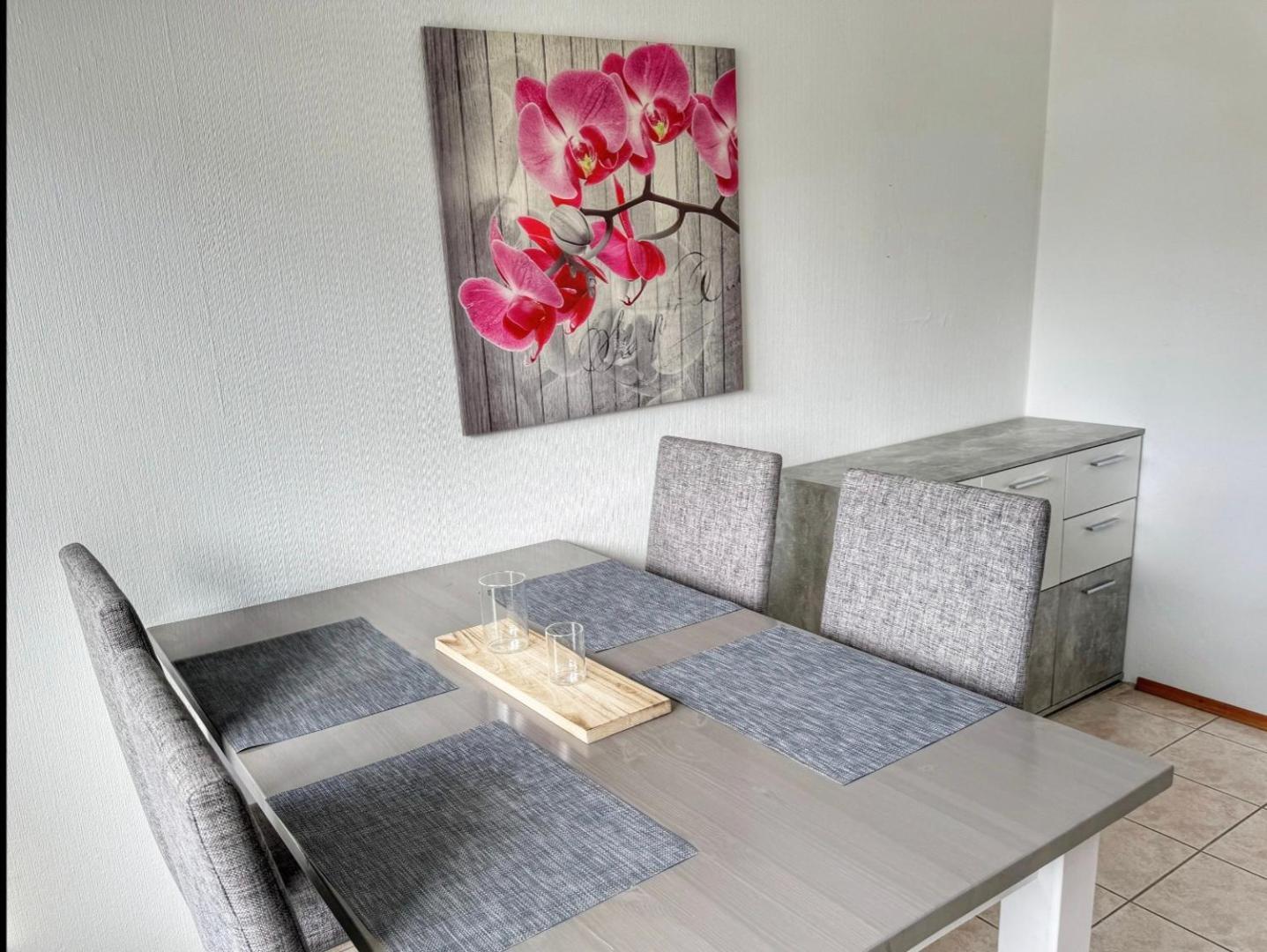 3 Zimmer Apartment Mit Balkon Wuppertal Exterior photo