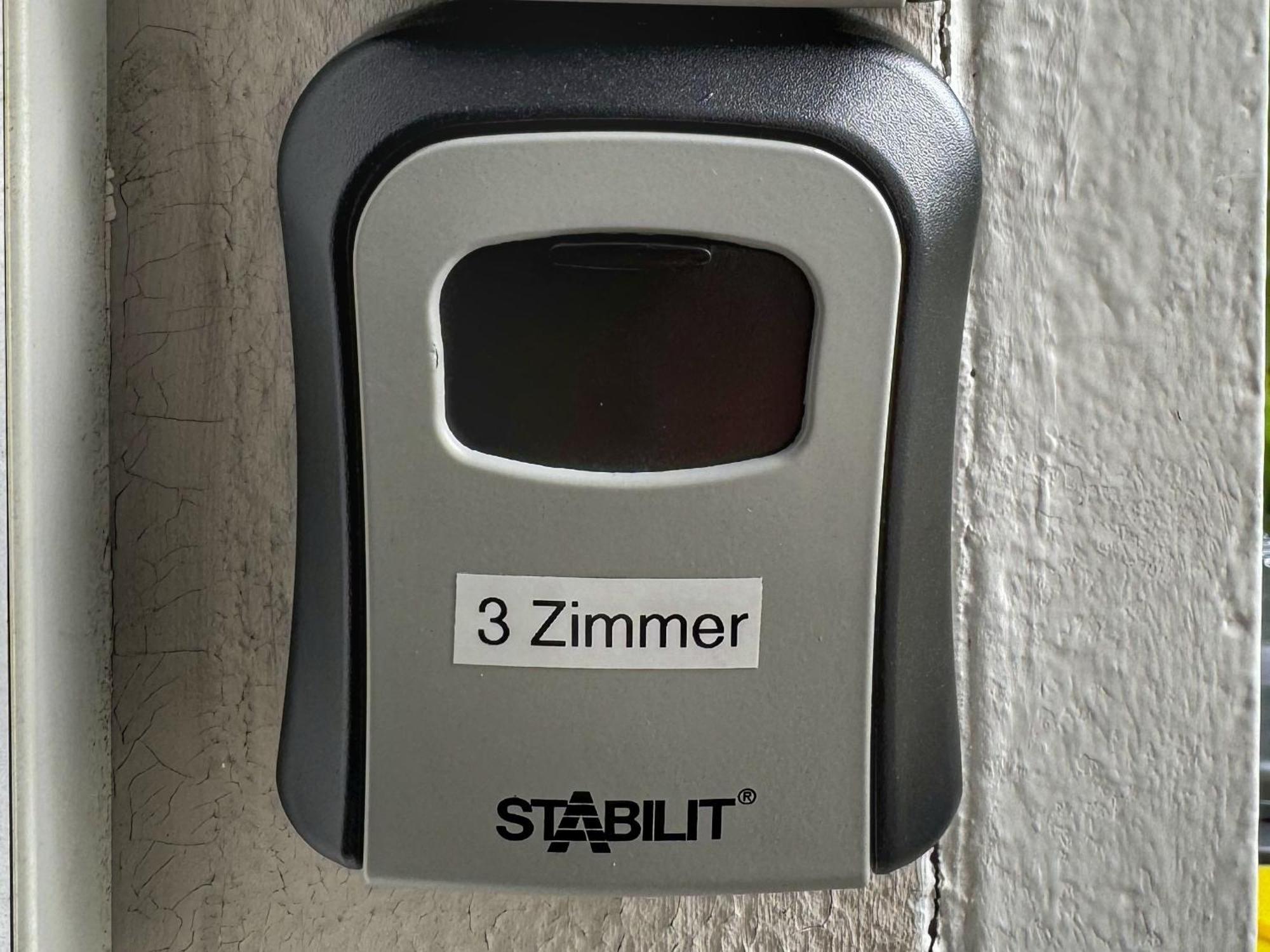 3 Zimmer Apartment Mit Balkon Wuppertal Exterior photo